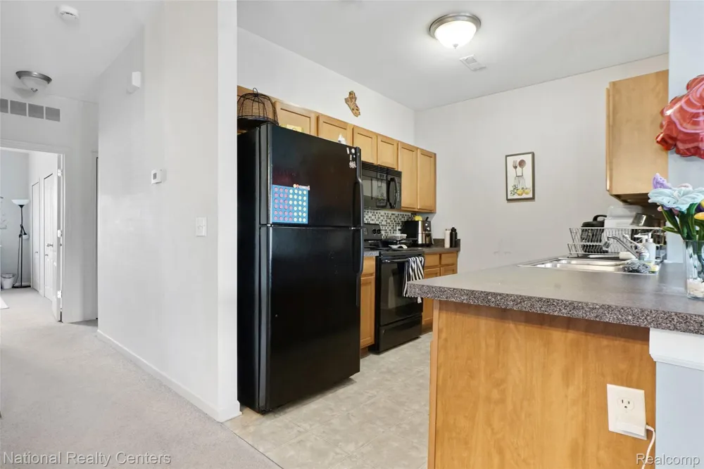 1963 Knollwood Drive Canton Charter Township, MI 48188