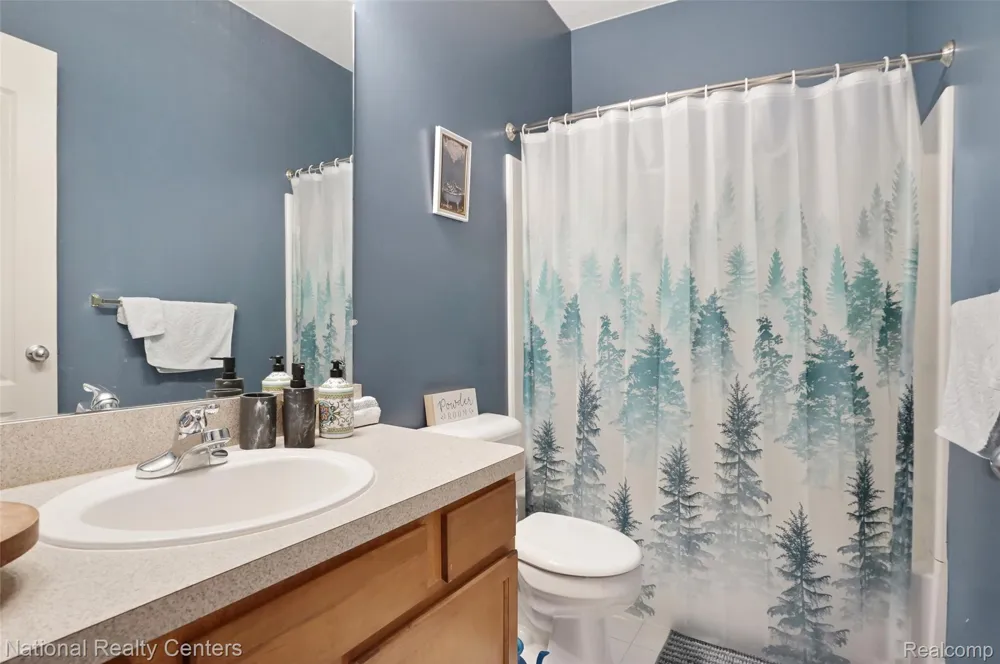 1963 Knollwood Drive Canton Charter Township, MI 48188