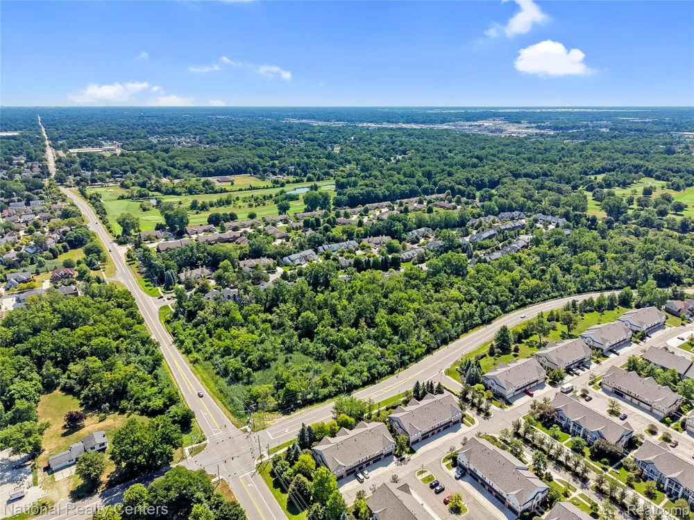 1963 Knollwood Drive Canton Charter Township, MI 48188