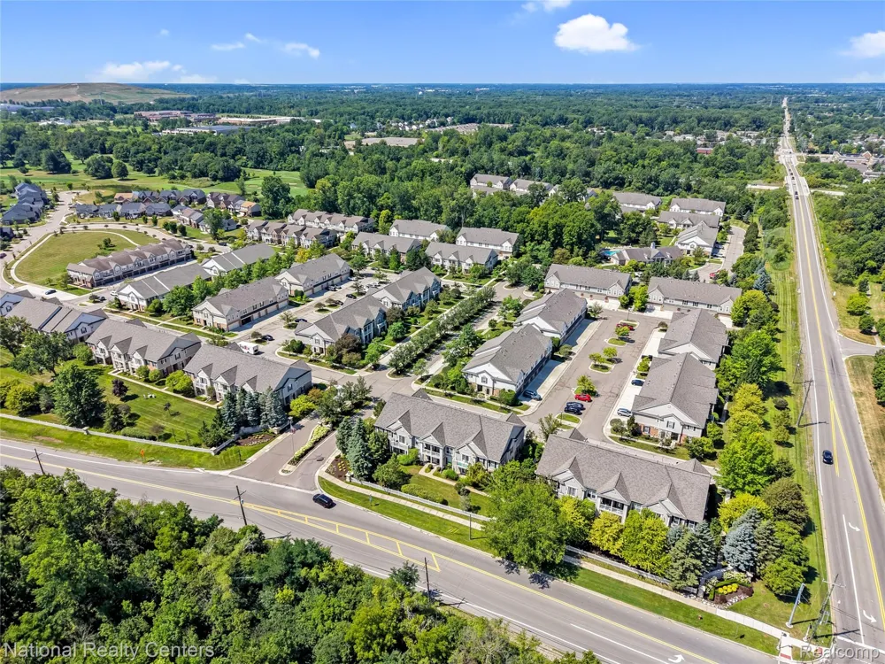 1963 Knollwood Drive Canton Charter Township, MI 48188