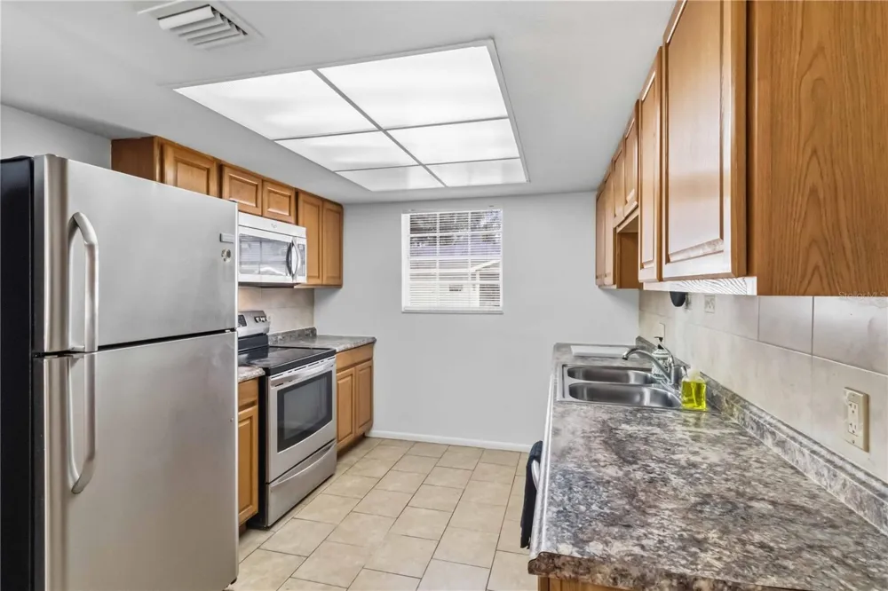 14462 REUTER STRASSE CIRCLE #607 Tampa, FL 33613