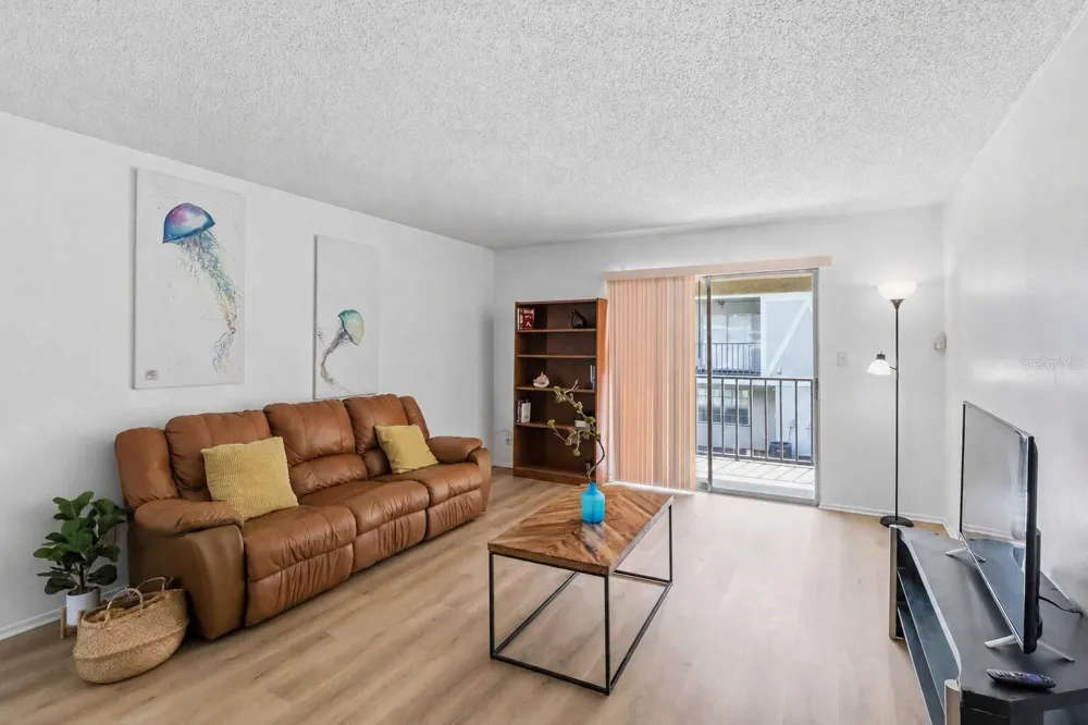 14462 REUTER STRASSE CIRCLE #607 Tampa, FL 33613