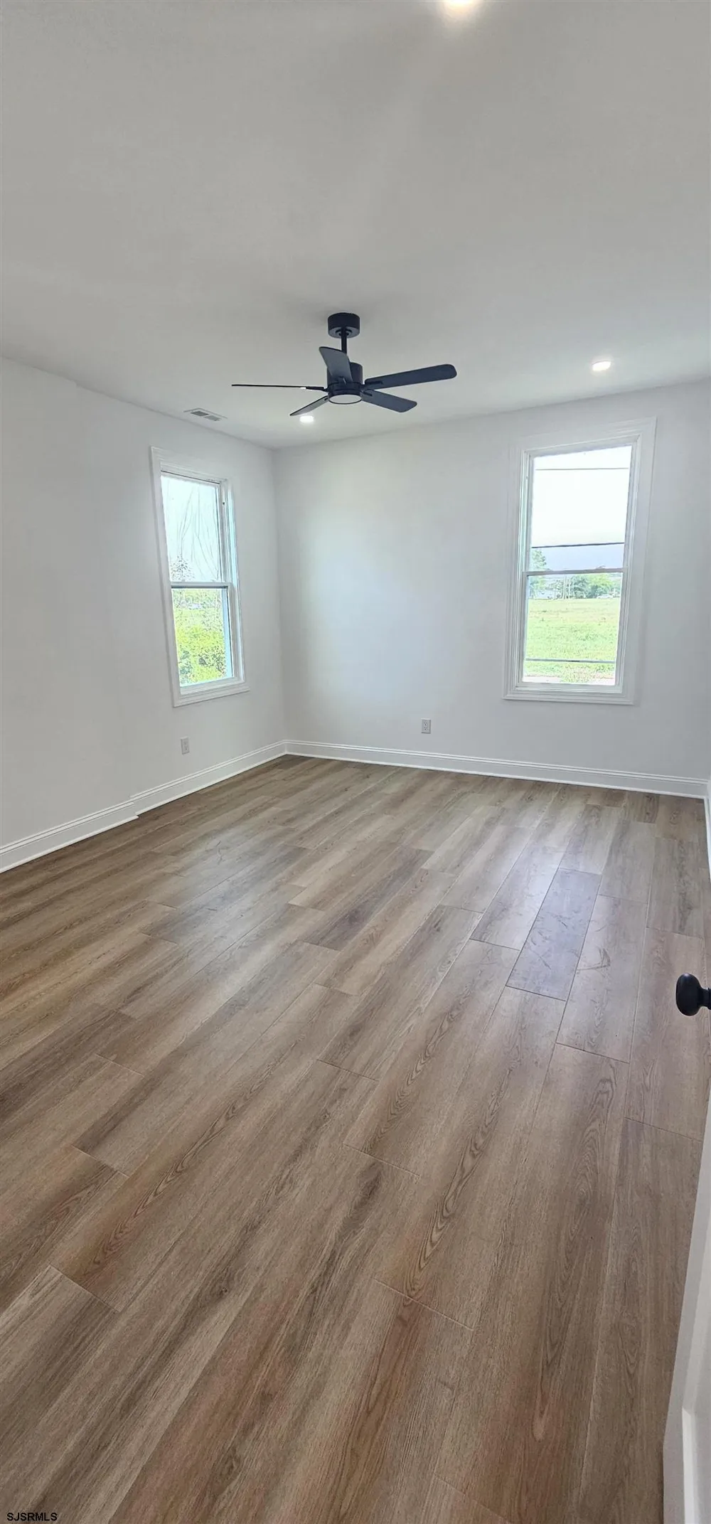 227 E Bayview Ave Pleasantville, NJ 08232