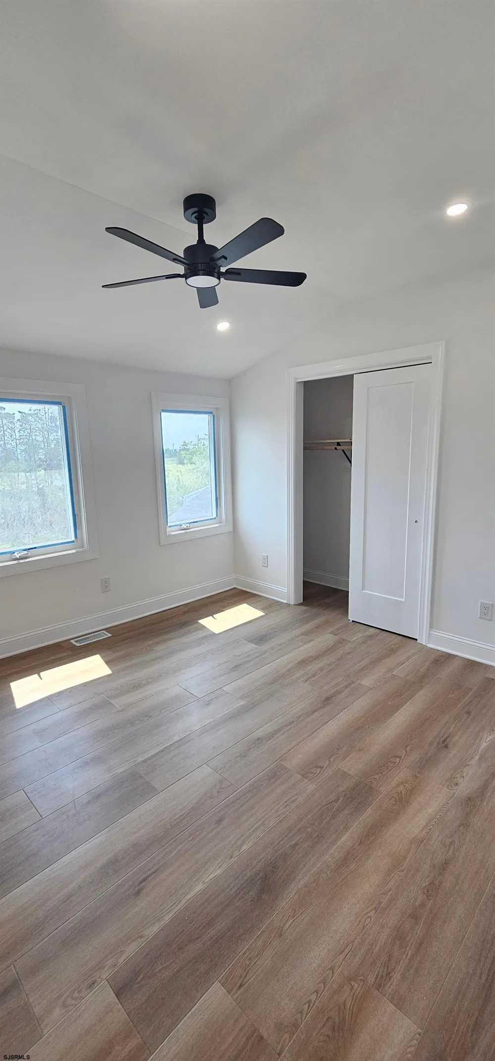 227 E Bayview Ave Pleasantville, NJ 08232