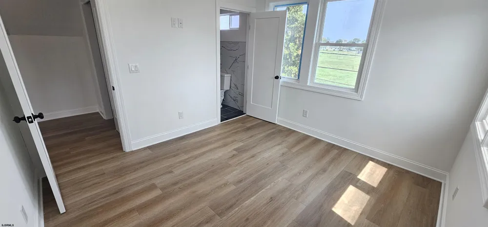 227 E Bayview Ave Pleasantville, NJ 08232