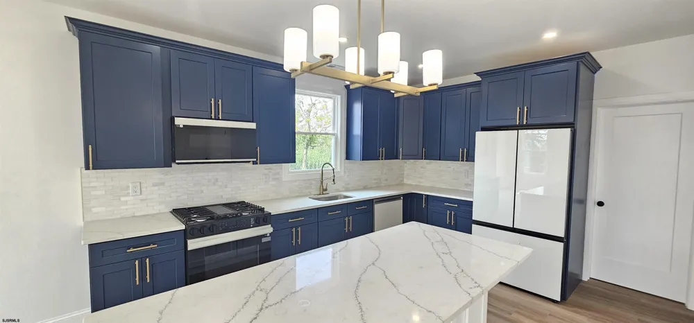 227 E Bayview Ave Pleasantville, NJ 08232