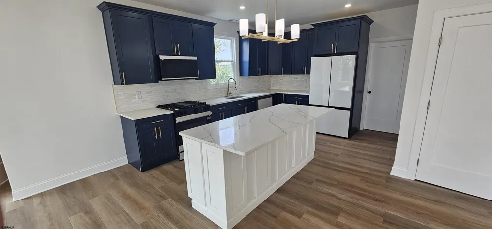 227 E Bayview Ave Pleasantville, NJ 08232