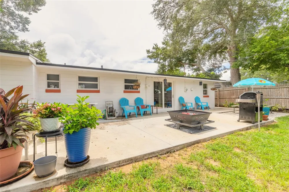 1245 ESSEX ROAD Daytona Beach, FL 32117