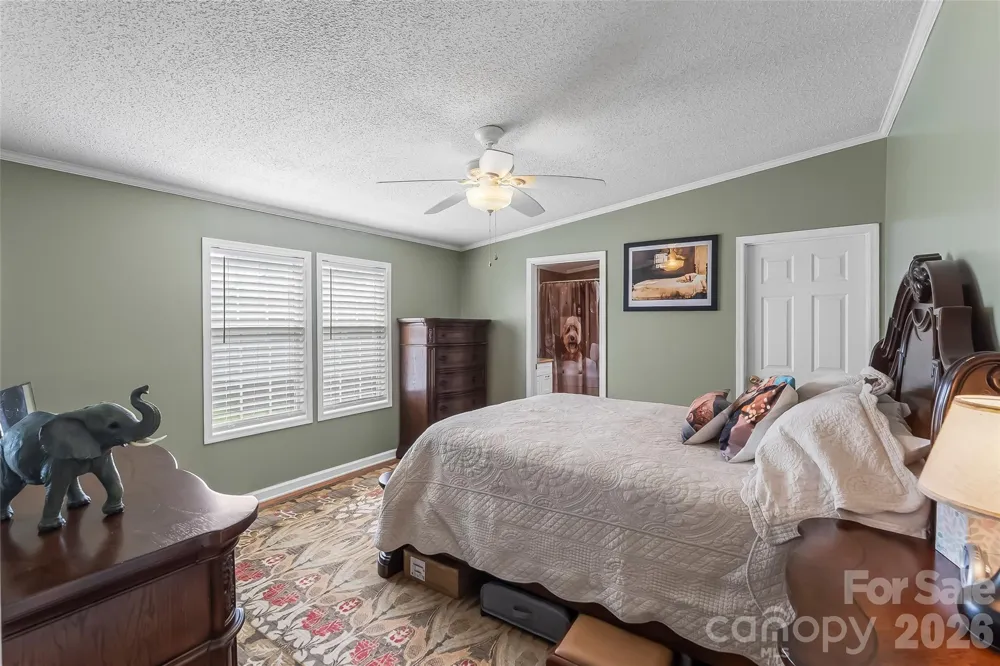 208 Red Birch Court Hendersonville, NC 28739
