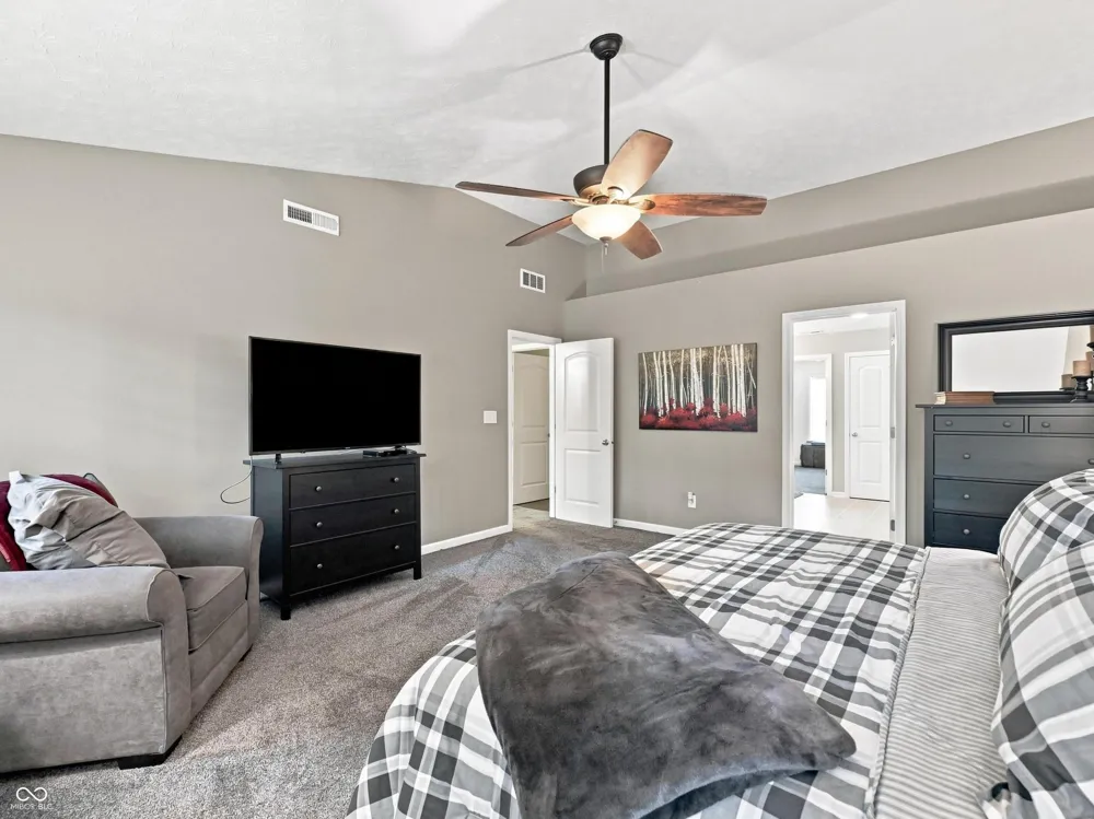 7643 Jessica Lane Avon, IN 46123