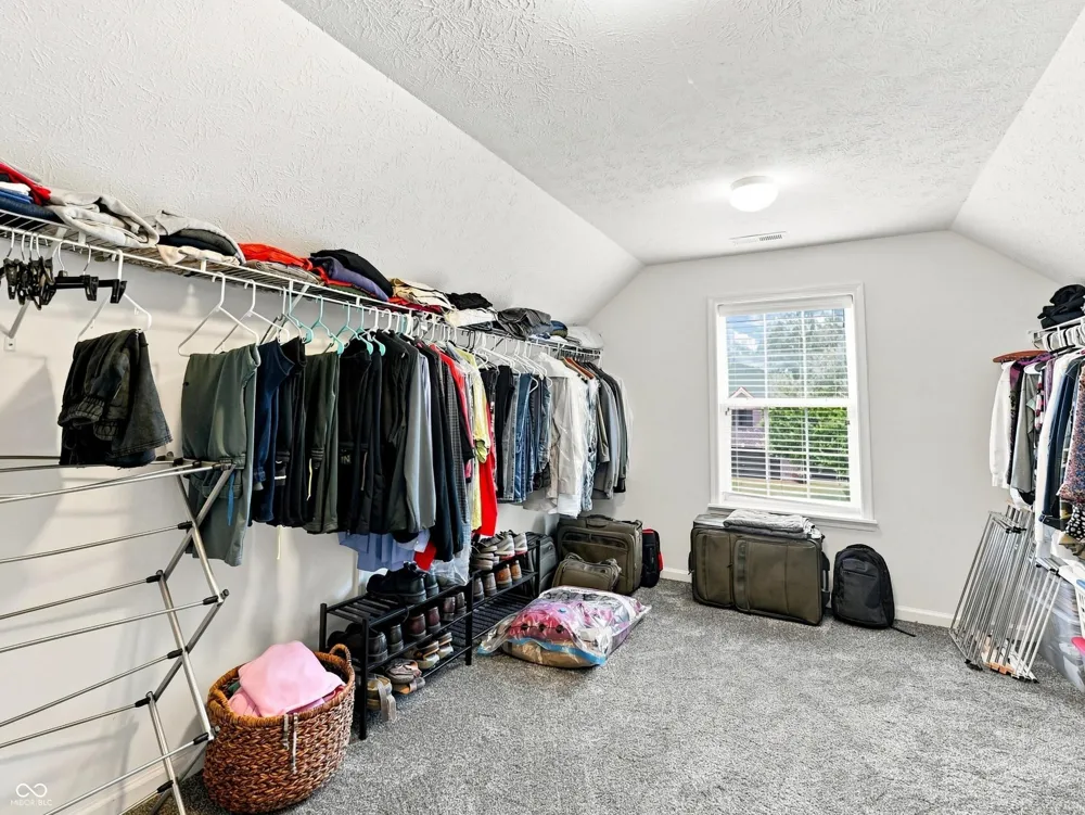 7643 Jessica Lane Avon, IN 46123
