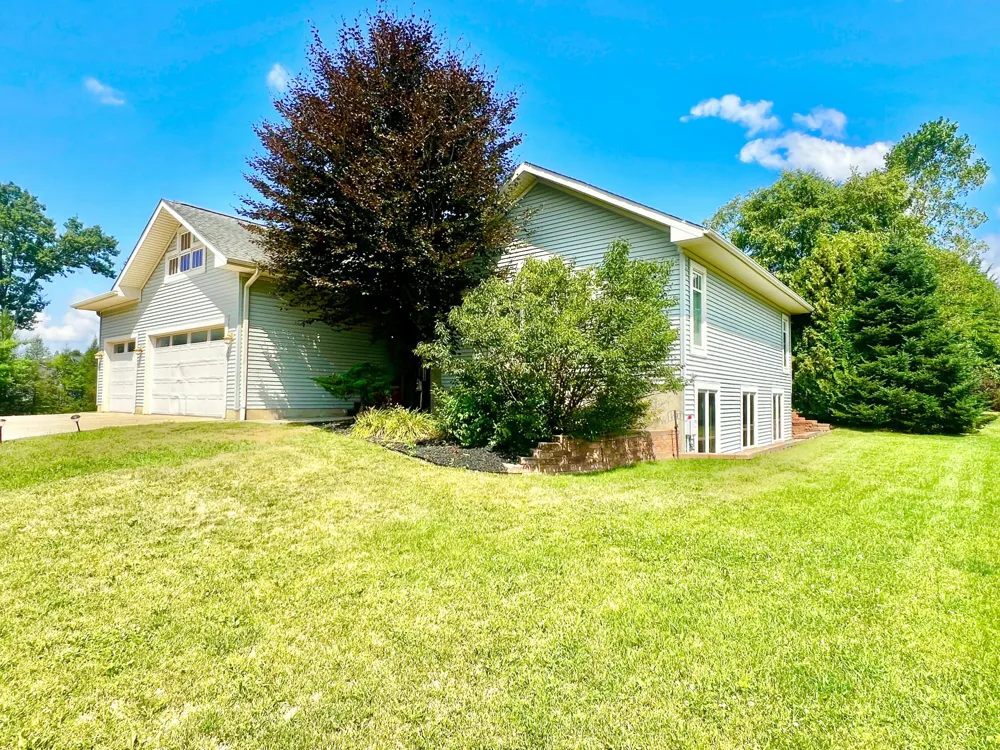 132 Remington Drive Spring Arbor, MI 49283