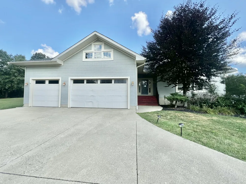 132 Remington Drive Spring Arbor, MI 49283