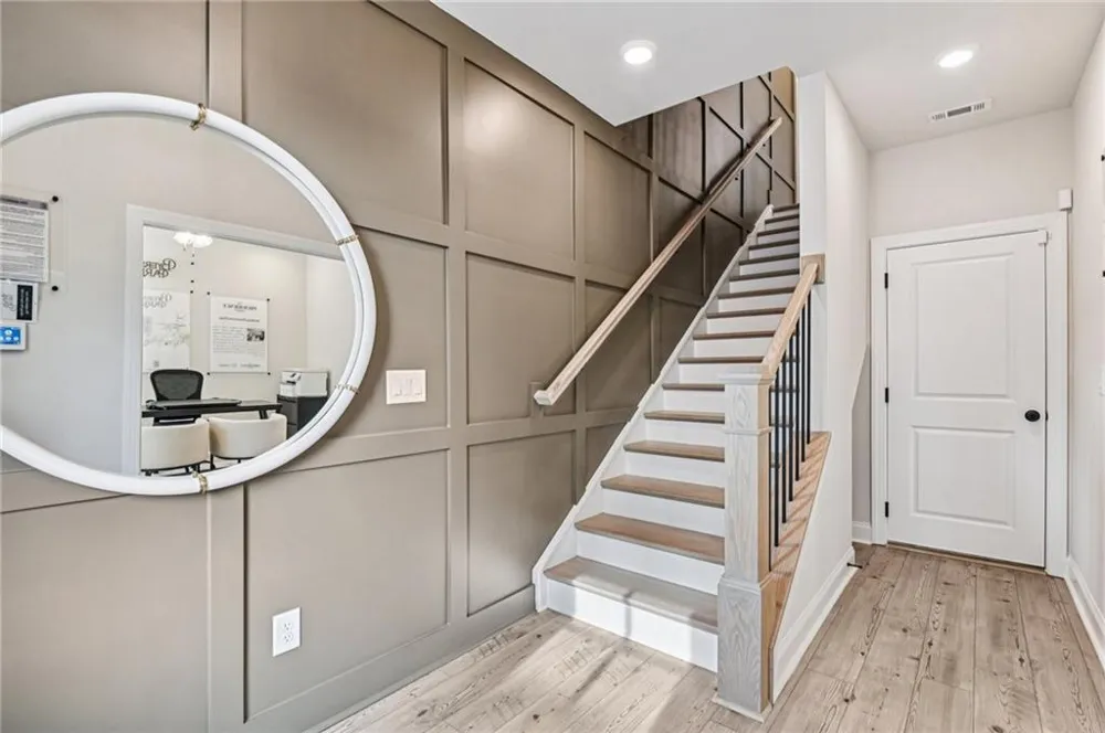 235 Midnight Oak Run #8 Alpharetta, GA 30009