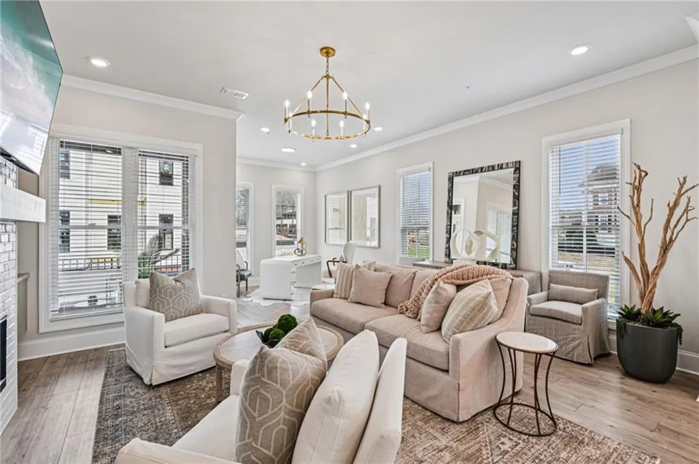 235 Midnight Oak Run #8 Alpharetta, GA 30009