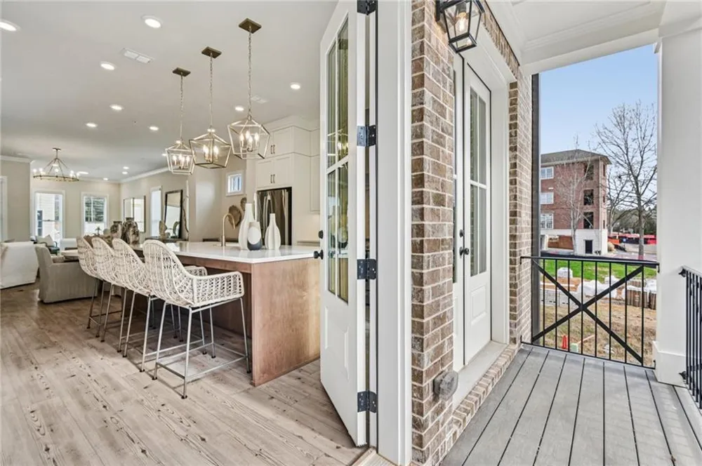 235 Midnight Oak Run #8 Alpharetta, GA 30009