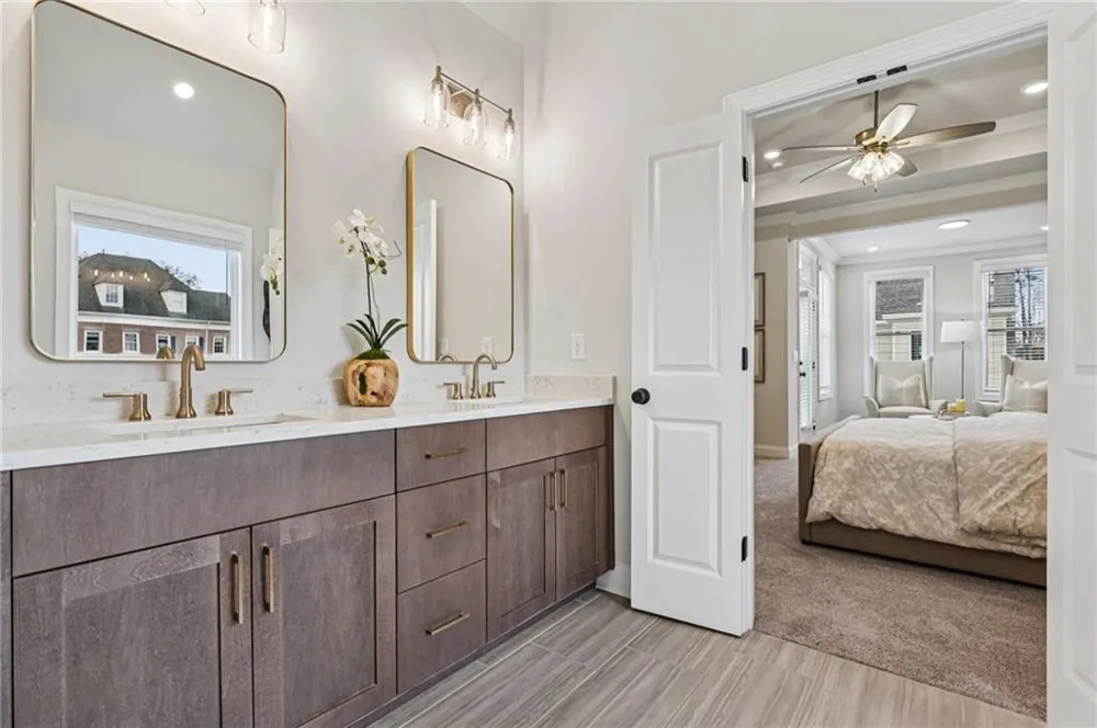 235 Midnight Oak Run #8 Alpharetta, GA 30009