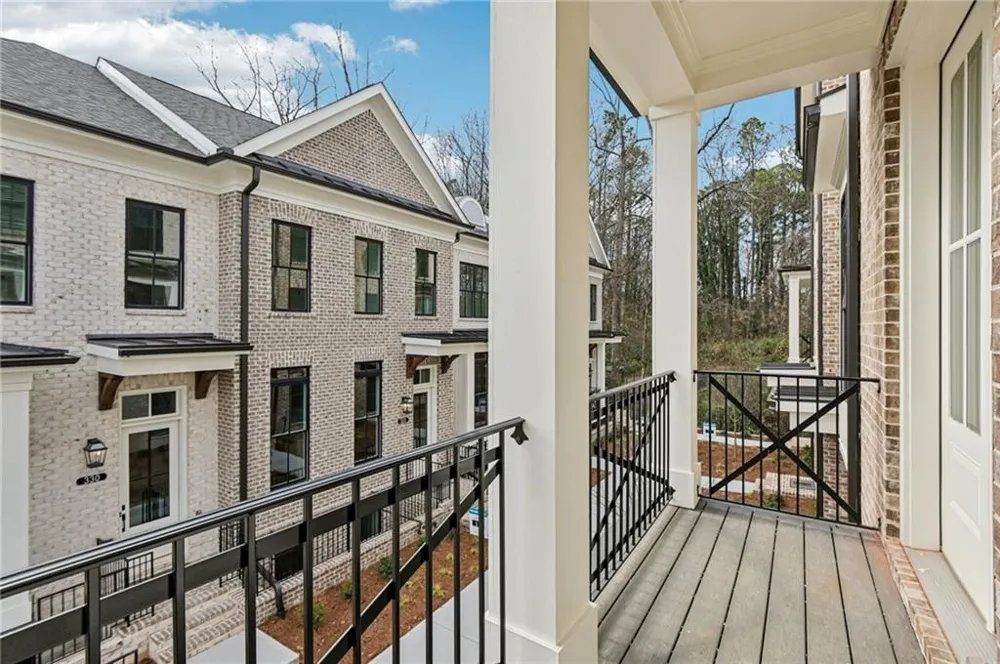 235 Midnight Oak Run #8 Alpharetta, GA 30009
