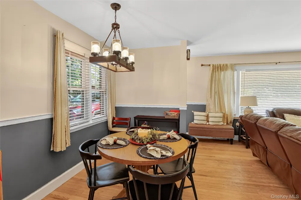 10 Oak Ridge Drive New Windsor, NY 12553