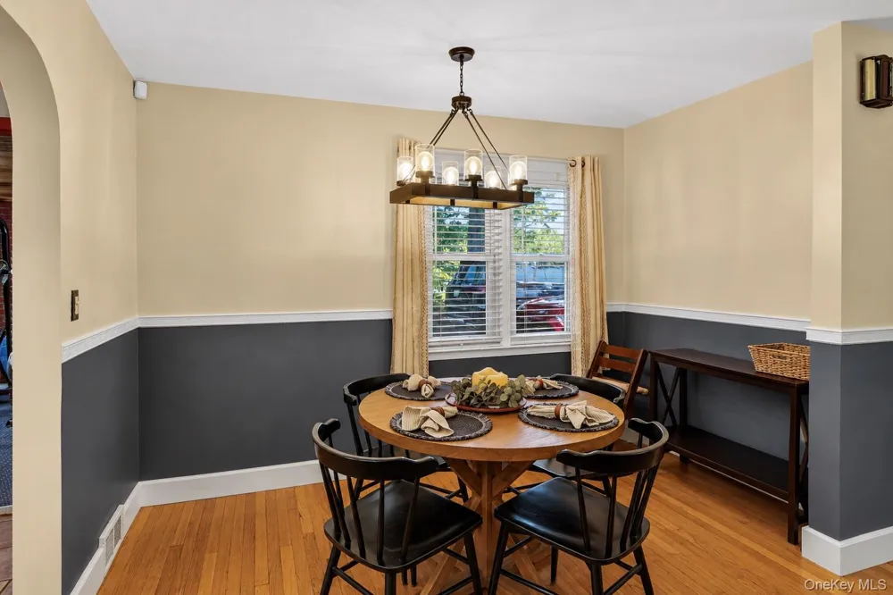10 Oak Ridge Drive New Windsor, NY 12553