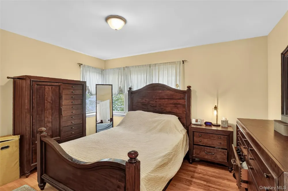 10 Oak Ridge Drive New Windsor, NY 12553