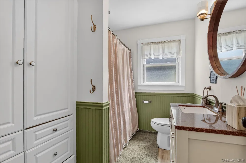10 Oak Ridge Drive New Windsor, NY 12553