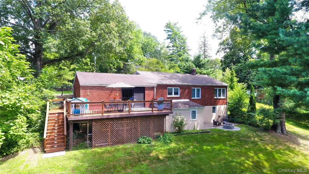 10 Oak Ridge Drive New Windsor, NY 12553