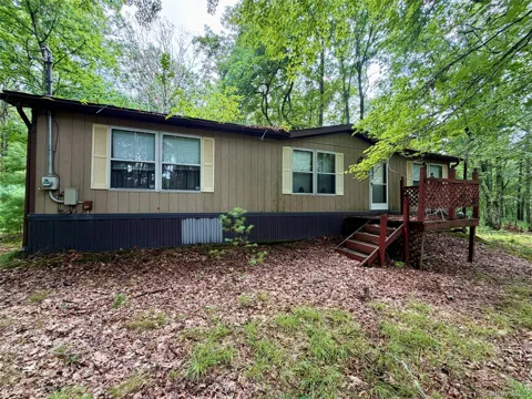 21 Huron Trail