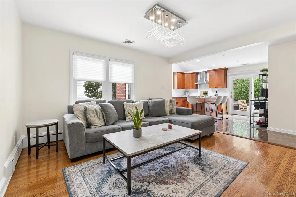 101 Lefferts Road Garden City, NY 11530