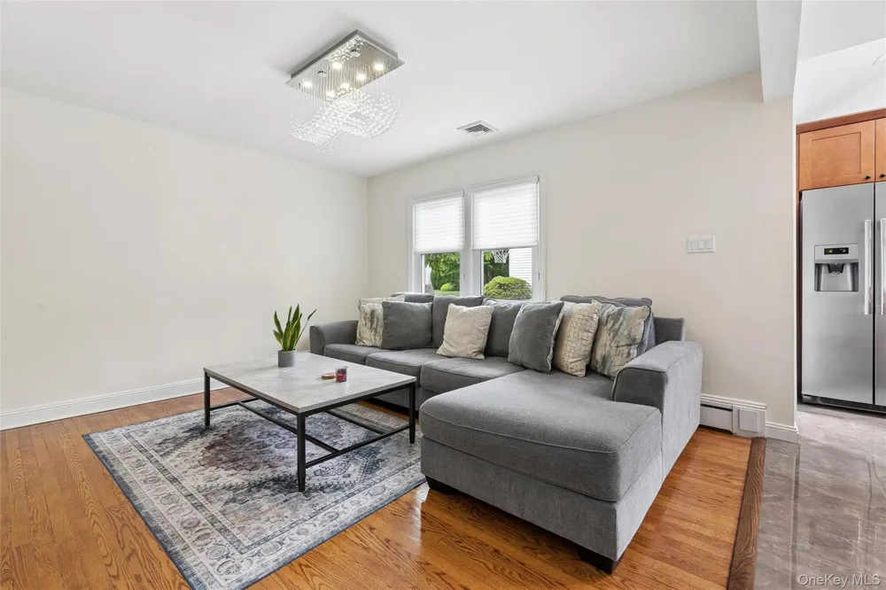 101 Lefferts Road Garden City, NY 11530