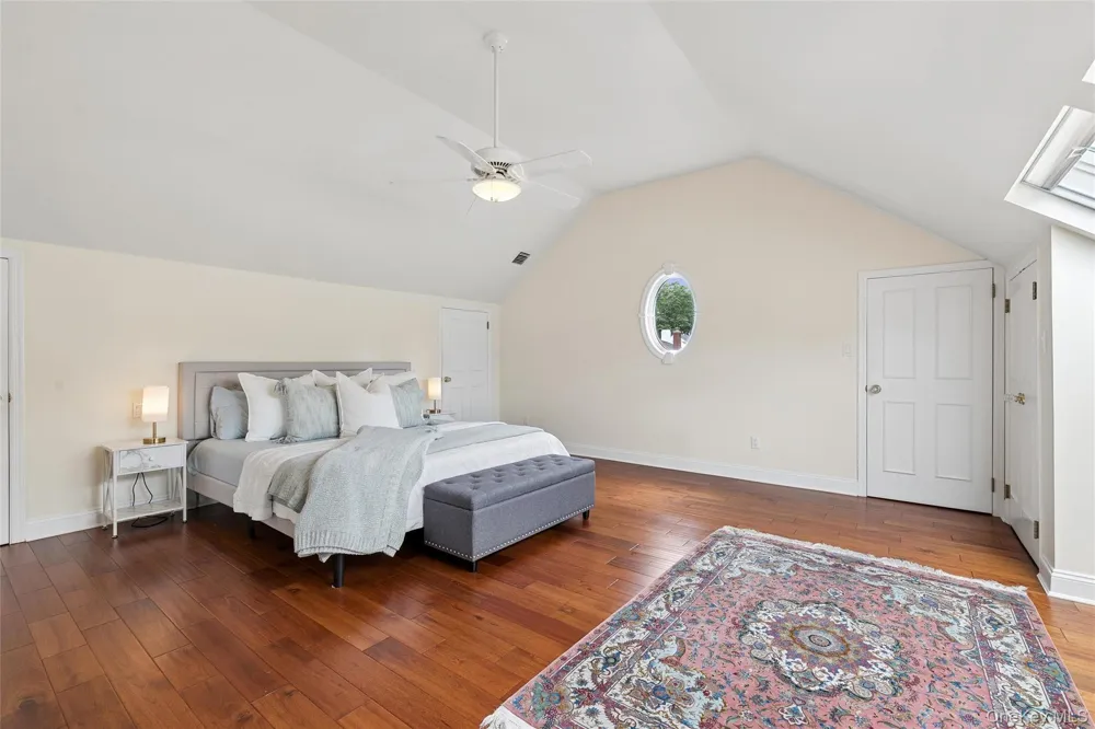 101 Lefferts Road Garden City, NY 11530