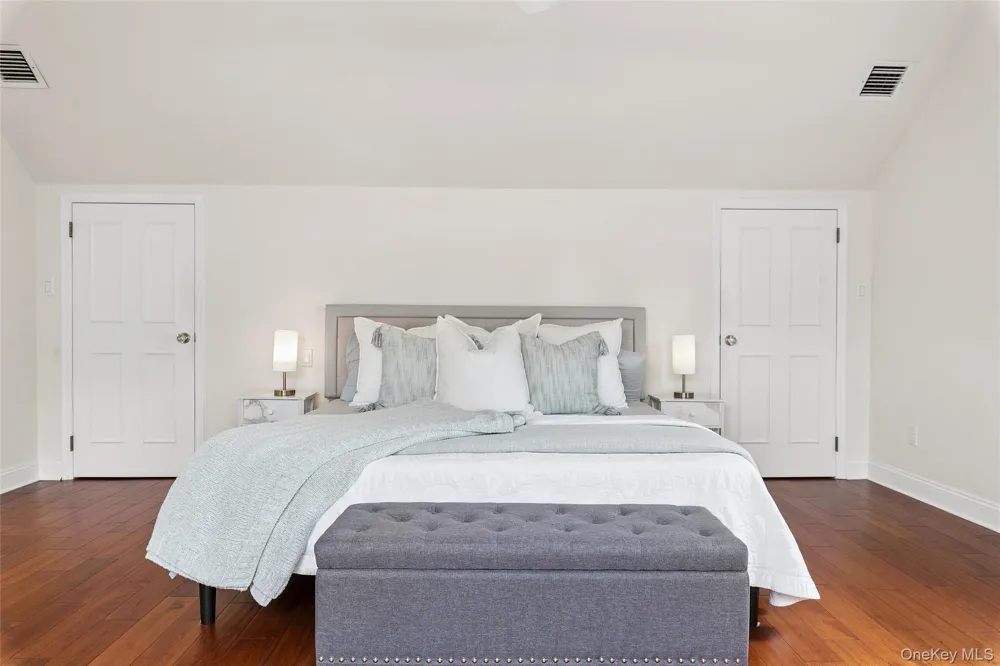 101 Lefferts Road Garden City, NY 11530