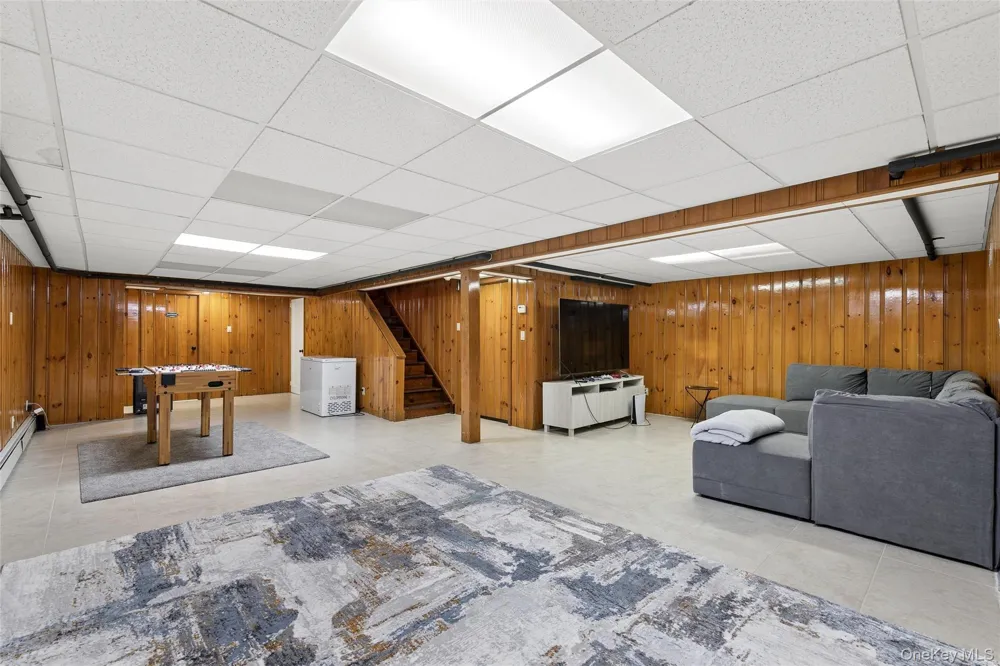 101 Lefferts Road Garden City, NY 11530