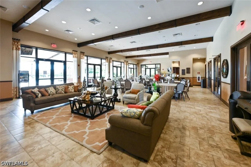 Lucello Terrace W Naples, FL 34114