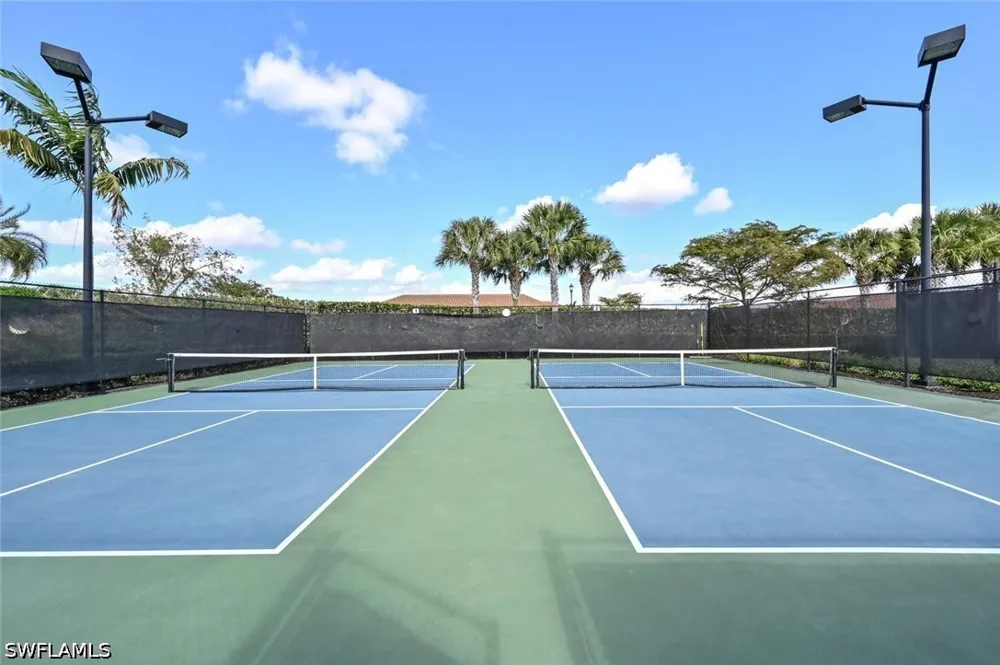 Lucello Terrace W Naples, FL 34114