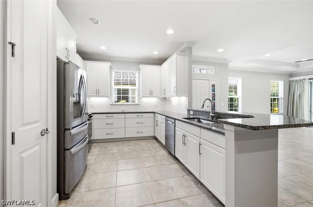 Lucello Terrace W Naples, FL 34114