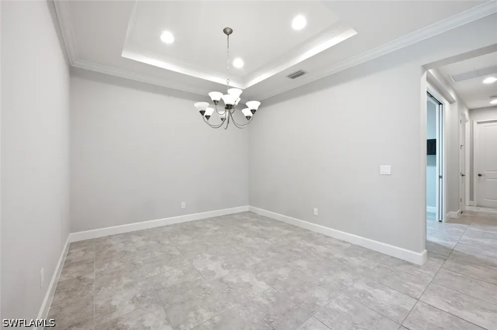 Lucello Terrace W Naples, FL 34114