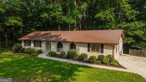 1191 Arrowhead RD