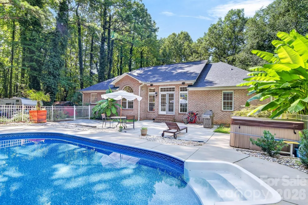 7097 Windy Pine Circle Denver, NC 28037