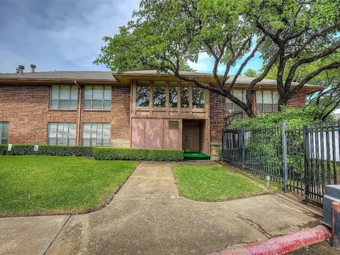10552 High Hollows Drive #136
