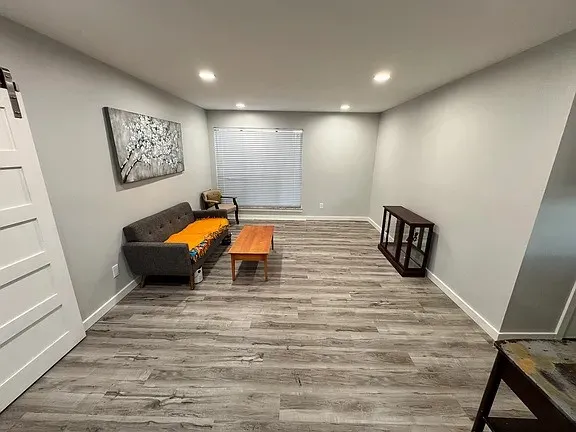 10552 High Hollows Drive #136 Dallas, TX 75230