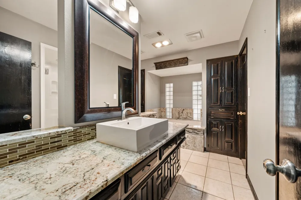 1501 S Lakeshore Drive Rockwall, TX 75087