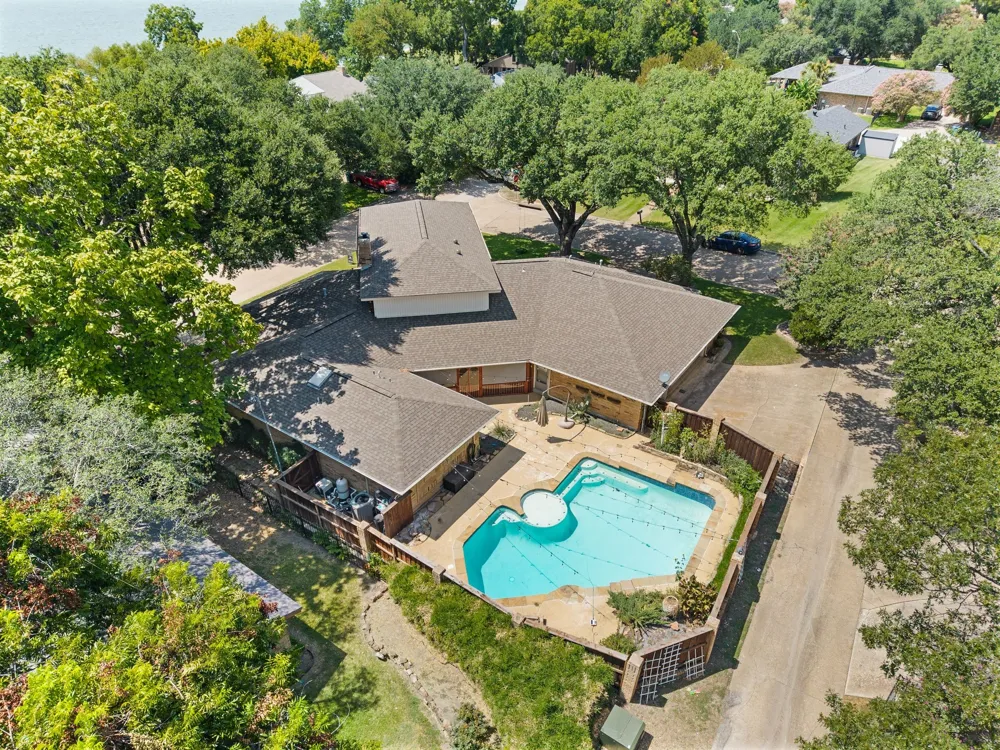 1501 S Lakeshore Drive Rockwall, TX 75087