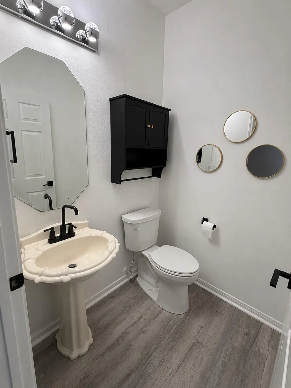12254 Cardston Court Tomball, TX 77377