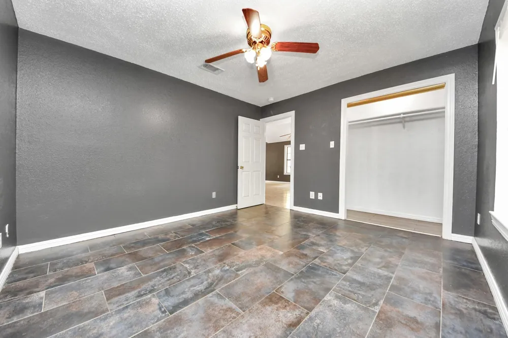 110 Denham Avenue Pasadena, TX 77506