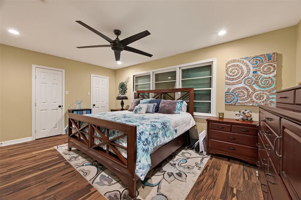 5606 Highland Road Santa Fe, TX 77517