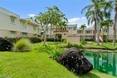 86 LAKESIDE VILLAS #H-3
