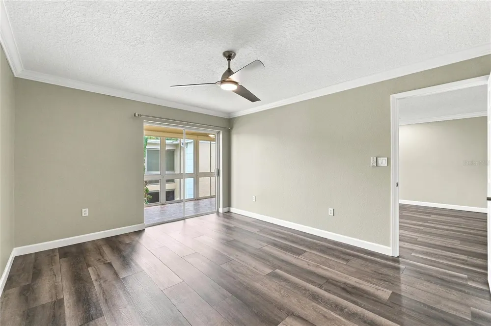 689 LAKE HOWARD DRIVE NW #213 Winter Haven, FL 33880