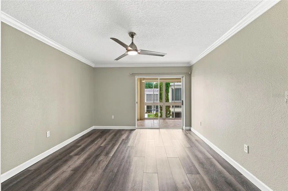 689 LAKE HOWARD DRIVE NW #213 Winter Haven, FL 33880
