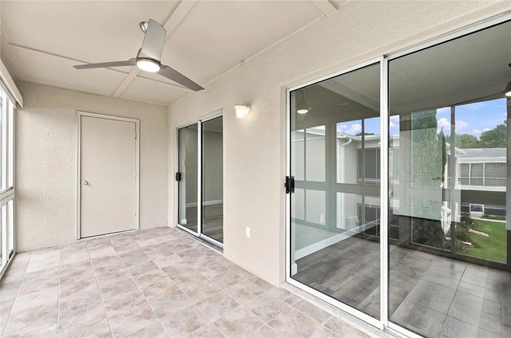 689 LAKE HOWARD DRIVE NW #213 Winter Haven, FL 33880